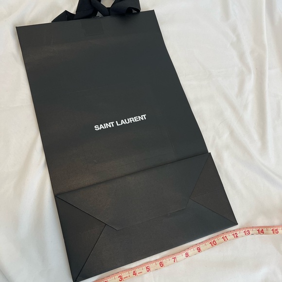 Authentic Saint Laurent shopping bag - Picture 3 of 3